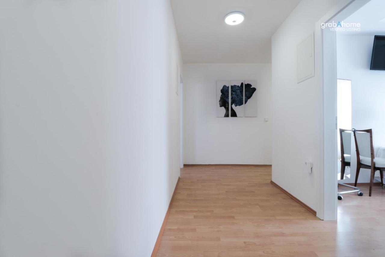 Stella Boutique Rooms Сесвете Экстерьер фото